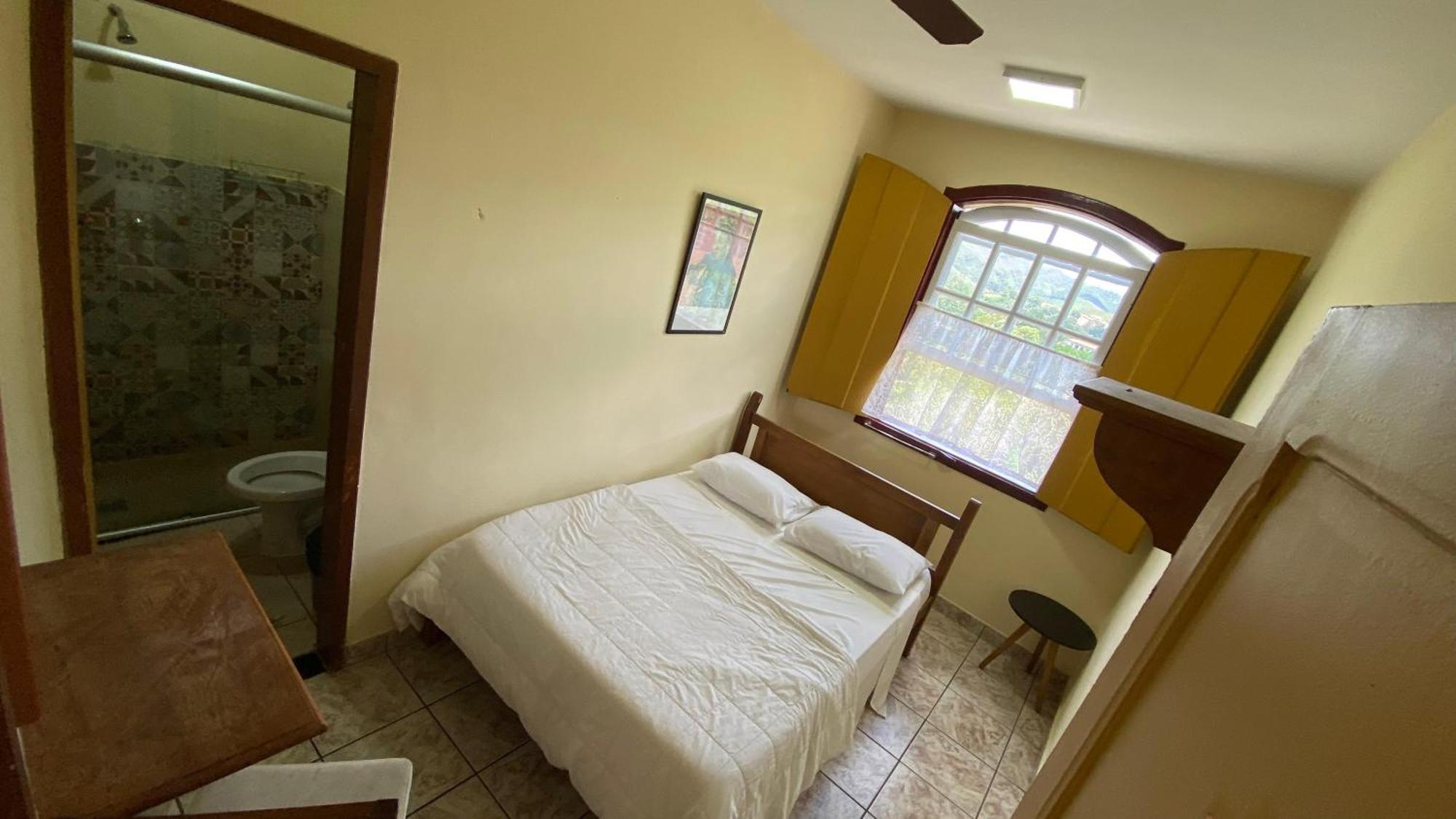 Brumas Ouro Preto Hostel E Pousada Phòng bức ảnh
